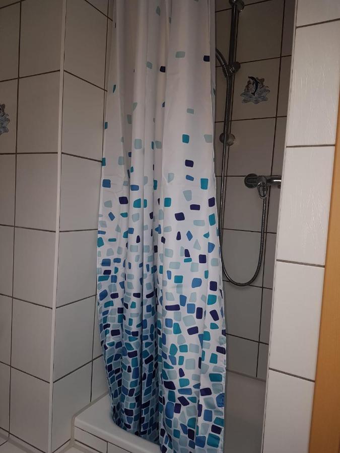 Ruhige Gemuetliche Ferienwohnung In Karlsruhe Daxlanden Fuer Monteure, Pendler, Geschaefsreisen, Wochenendreisen Ngoại thất bức ảnh