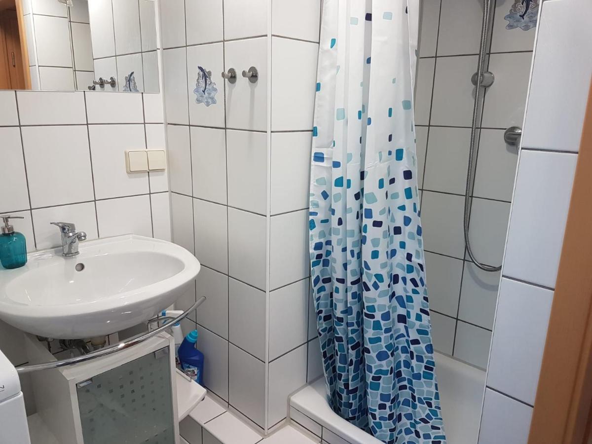 Ruhige Gemuetliche Ferienwohnung In Karlsruhe Daxlanden Fuer Monteure, Pendler, Geschaefsreisen, Wochenendreisen Ngoại thất bức ảnh